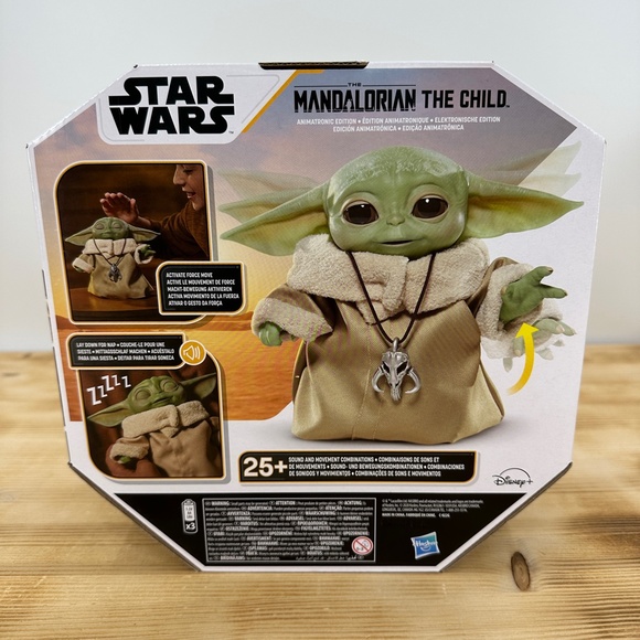 STAR WARS The Mandalorian: The Child Animatronic Edition - Picture 3 of 6